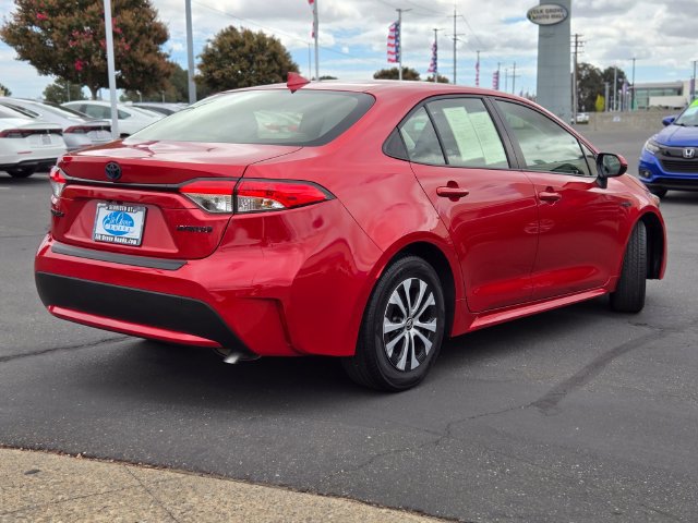 Used 2021 Toyota Corolla LE w/ Carpet Mat Package (TMS) FWD image 3
