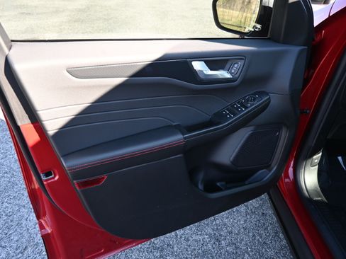 New 2026 Ford Escape ST-Line w/ Tech Pack #1 image 14