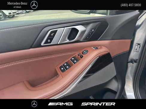 Used 2025 BMW X5 xDrive40i w/ Premium Package image 13