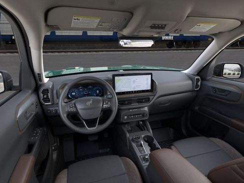 New 2025 Ford Bronco Sport Outer Banks w/ Sasquatch Outer Banks Package image 9