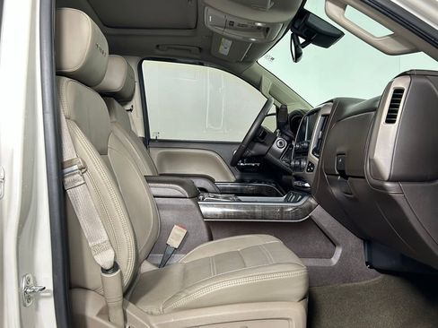 Used 2015 GMC Sierra 1500 Denali w/ Driver Alert Package image 10