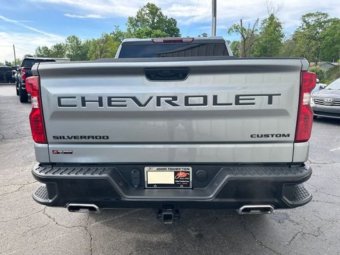 Used 2024 Chevrolet Silverado 1500 Custom Trail Boss w/ LPO, Dark Essentials Package AWD/4WD image 7