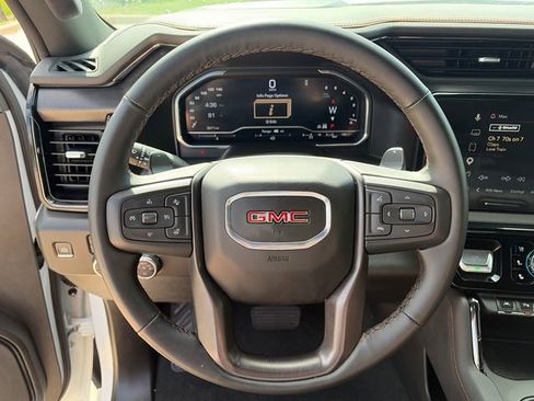 Used 2025 GMC Sierra 1500 AT4 image 22