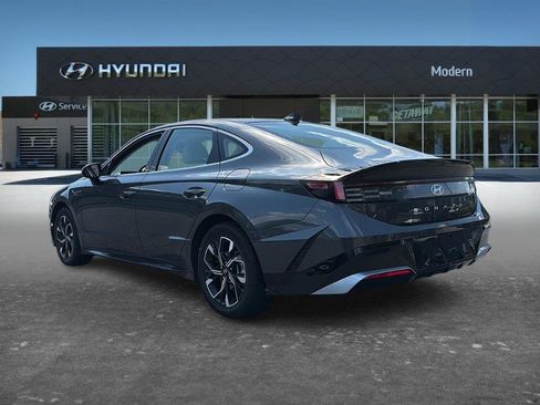 Certified 2025 Hyundai Sonata SEL FWD image 5
