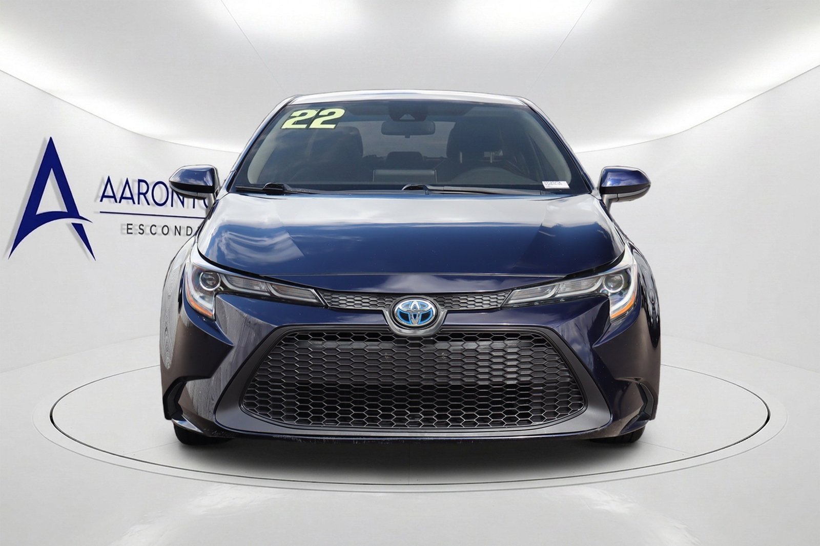 Used 2022 Toyota Corolla LE w/ Premium Interior Package FWD image 2