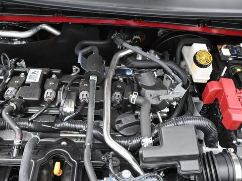 Used 2025 Nissan Kicks SR FWD image 35