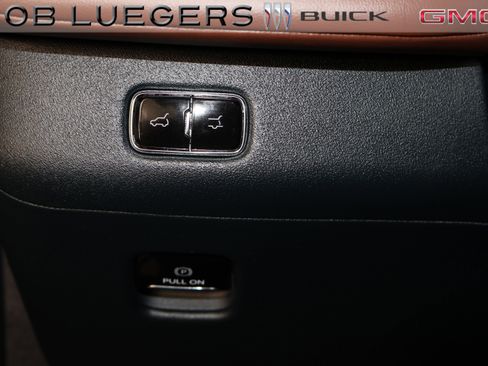 Used 2026 Lincoln Navigator Reserve AWD/4WD image 26