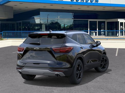 New 2026 Chevrolet Blazer LT w/ Sound & Technology Package FWD image 4