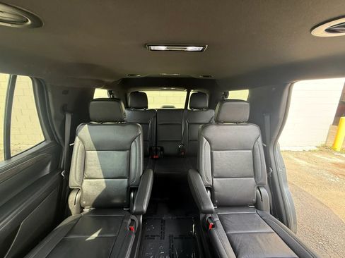 Used 2021 Chevrolet Tahoe Z71 AWD/4WD image 31