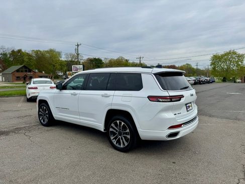Used 2023 Jeep Grand Cherokee L Overland AWD/4WD image 5