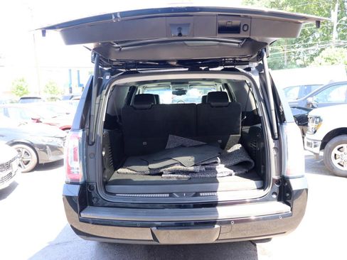 Used 2019 GMC Yukon XL SLT w/ Open Road Package AWD/4WD image 63