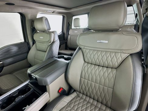 Used 2026 Ford F450 Platinum w/ Platinum Plus Package image 21