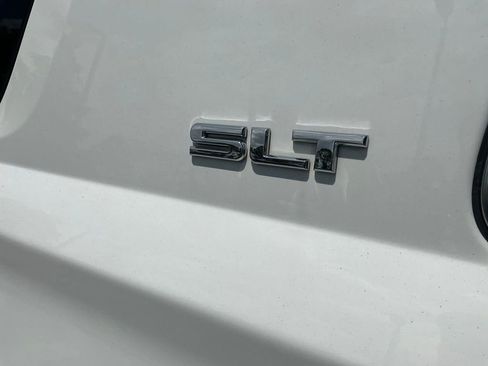 Used 2020 GMC Yukon XL SLT AWD/4WD image 14