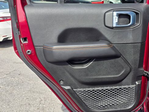 Used 2021 Jeep Gladiator Mojave image 47