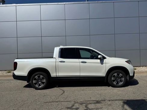 Used 2017 Honda Ridgeline RTL-E image 36