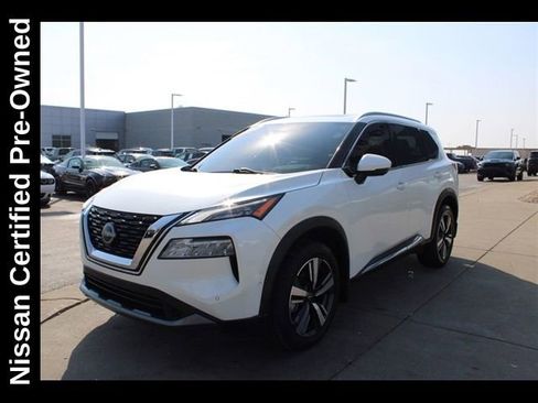 Certified 2023 Nissan Rogue SL w/ SL Premium Package AWD/4WD image 3