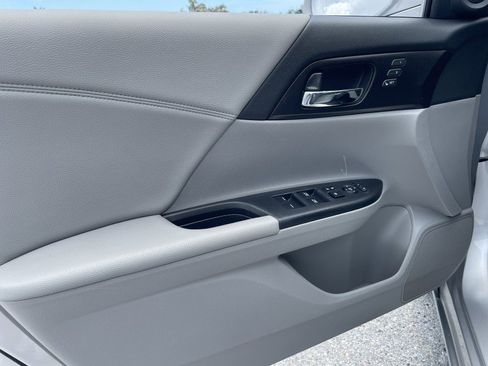 Used 2014 Honda Accord EX-L image 20