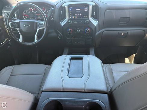 Used 2019 Chevrolet Silverado 1500 LT Trail Boss AWD/4WD image 16
