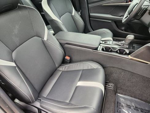 Used 2026 Toyota Camry SE w/ Multimedia Upgrade Package FWD image 10