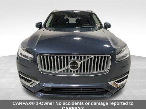 Used 2025 Volvo XC90 T8 Plus image 3