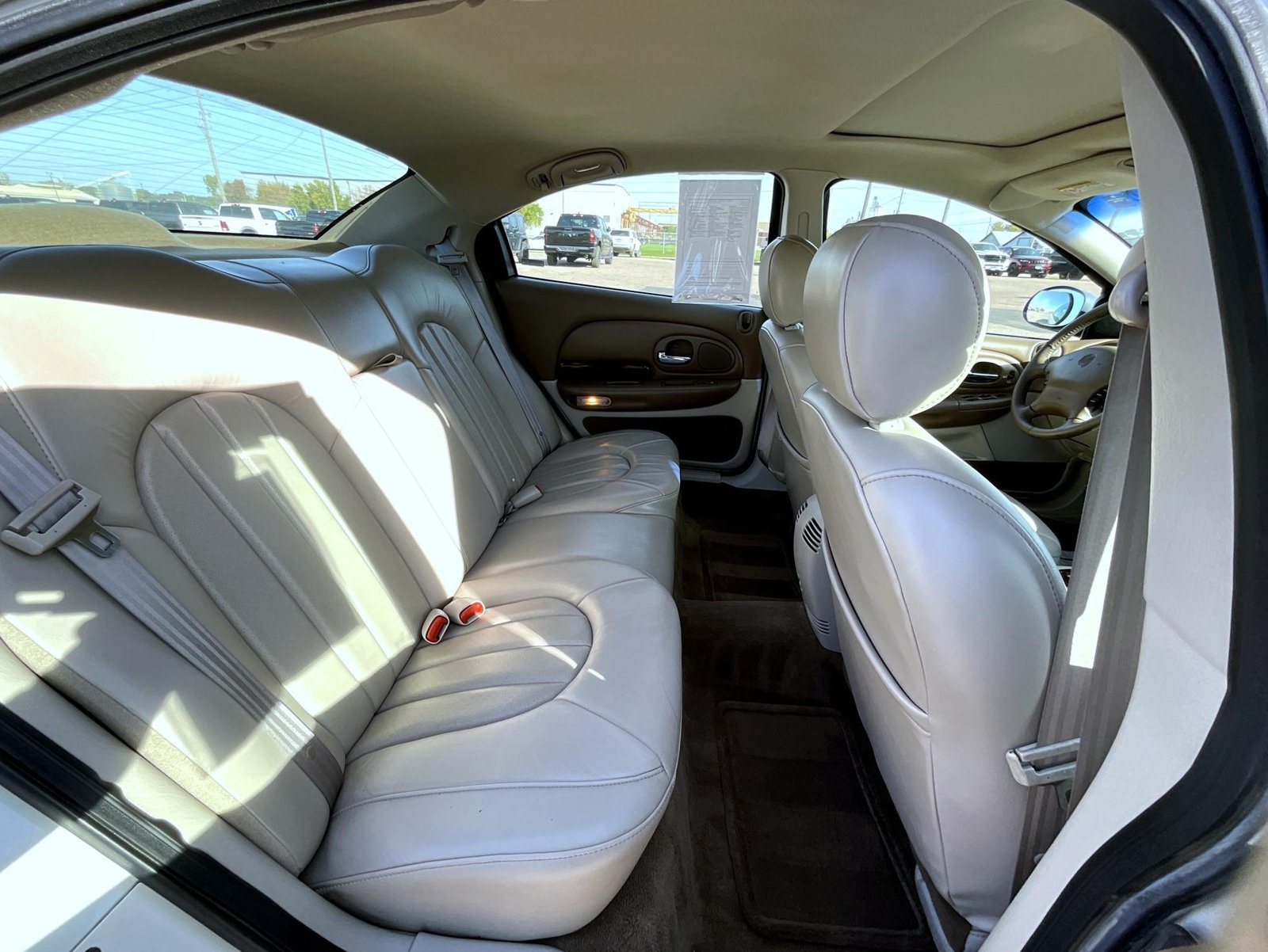 Used 1999 Chrysler LHS FWD image 19