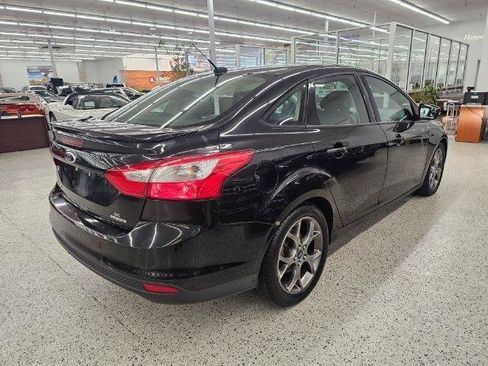Used 2013 Ford Focus SE FWD image 5