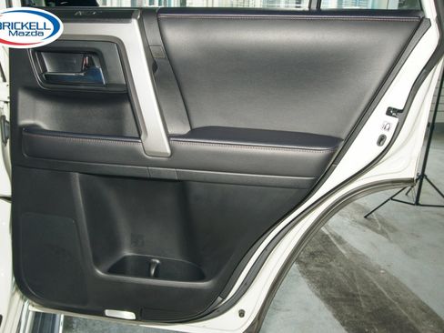 Used 2022 Toyota 4Runner Limited AWD/4WD image 14