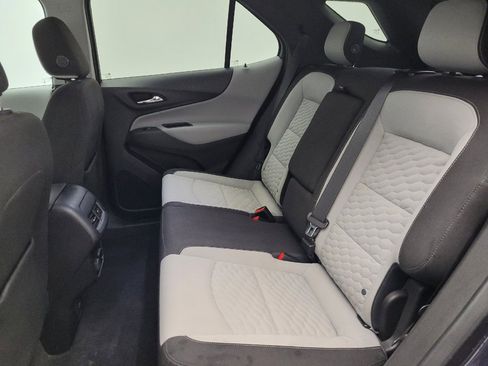 Used 2018 Chevrolet Equinox LT w/ Sun & Infotainment Package FWD image 18