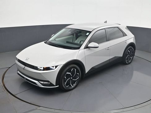 Certified 2023 Hyundai Ioniq 5 SEL RWD image 15