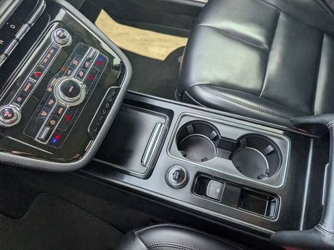 Used 2021 Lincoln Corsair FWD w/ Equipment Group 101A image 18