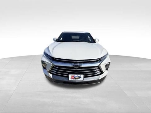 Certified 2024 Chevrolet Blazer Premier w/ Driver Confidence II Package AWD/4WD image 3