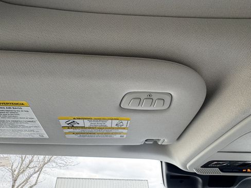 Used 2025 Ford Expedition Active AWD/4WD image 15