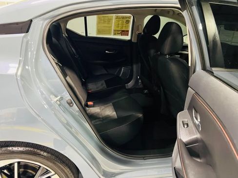 Used 2024 Nissan Sentra SR FWD image 30