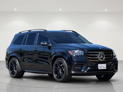 Certified 2026 Mercedes-Benz GLS 450 4MATIC image 7