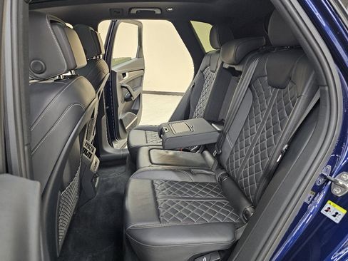 Used 2020 Audi SQ5 Prestige w/ Prestige Package image 29