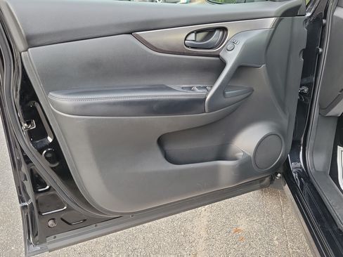 Used 2020 Nissan Rogue Sport S AWD/4WD image 16