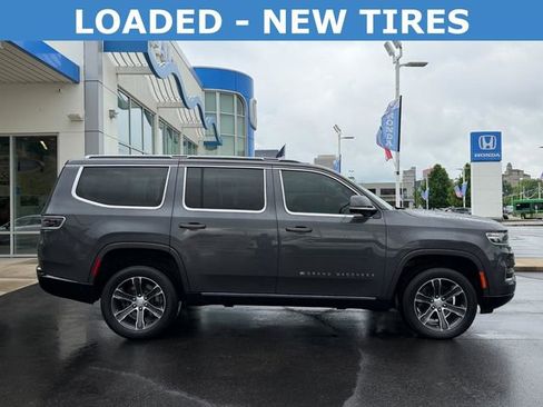 Used 2022 Jeep Grand Wagoneer Series I AWD/4WD image 2