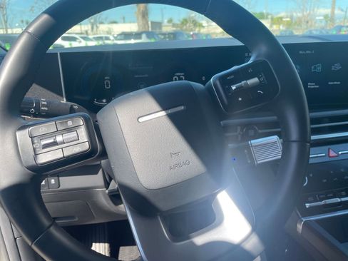 Used 2025 Hyundai Santa Fe SEL image 29