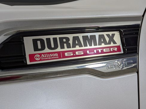 Used 2023 GMC Sierra 2500 Denali w/ Denali Ultimate Package image 24