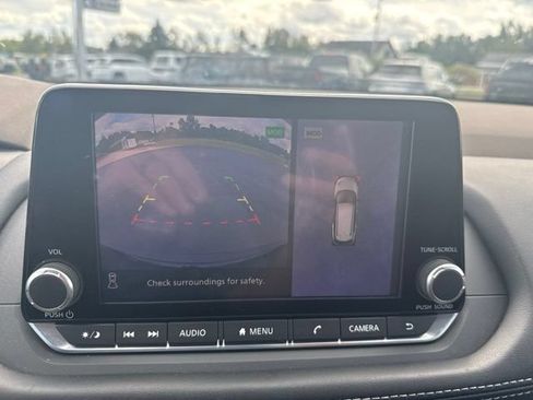 Used 2021 Nissan Rogue SV AWD/4WD image 17