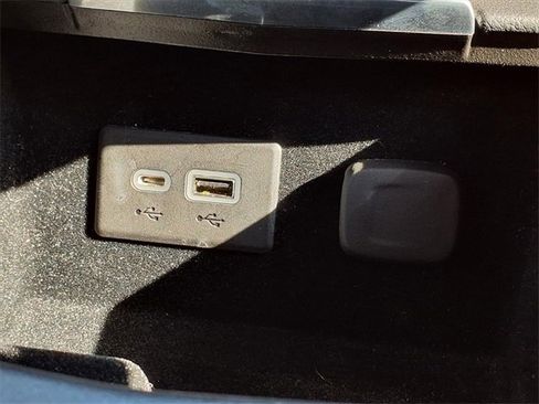 Used 2019 Cadillac XT4 Sport w/ Cold Weather Package image 23