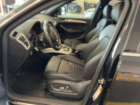 Used 2013 Audi Q5 3.0T Premium Plus w/ Audi MMI Navigation Plus Pkg image 4
