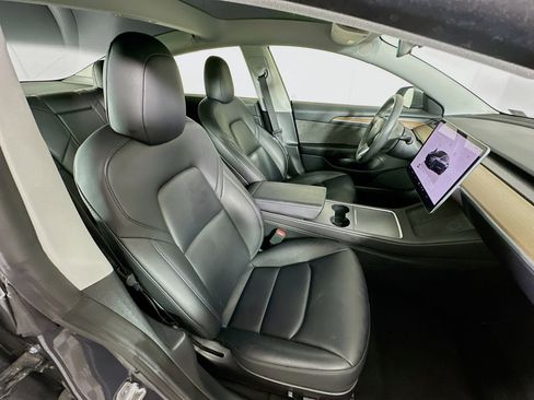 Used 2023 Tesla Model 3 Standard Range image 30