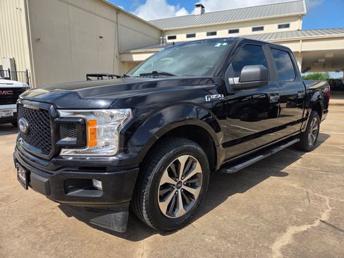 Used 2020 Ford F150 XL w/ Equipment Group 101A Mid RWD image 1