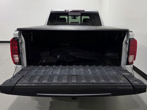 Used 2021 GMC Sierra 1500 Elevation image 28