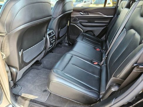 Used 2023 Jeep Grand Cherokee 4WD 4xe image 16