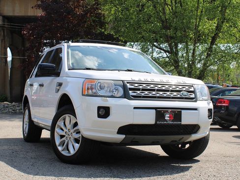 Used 2011 Land Rover LR2 HSE AWD/4WD image 1