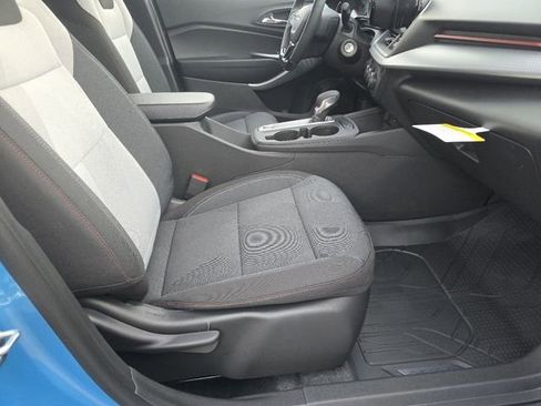 New 2026 Chevrolet Trax RS w/ Driver Confidence Package image 21