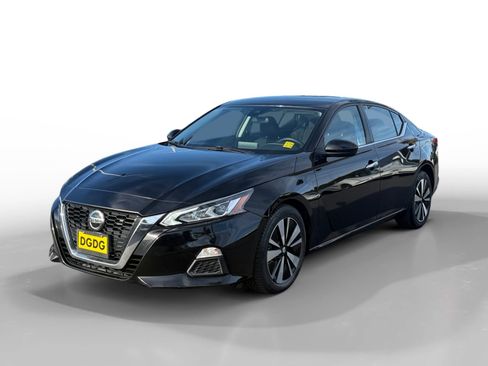 Used 2022 Nissan Altima 2.5 SV image 1