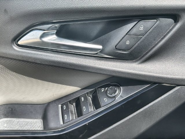 Certified 2025 Chevrolet Equinox LT w/ Convenience Package II FWD image 22